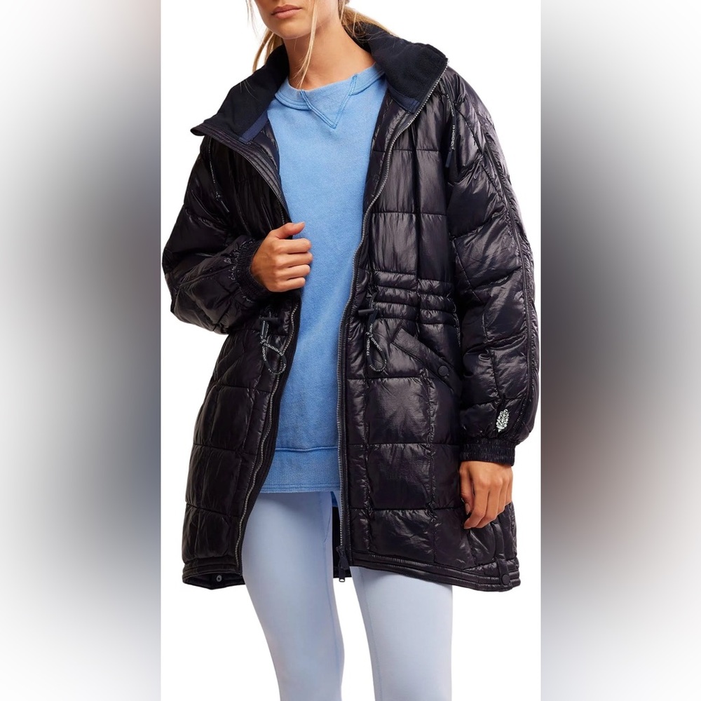 NEW Free People x FP Movement Patricia Packable Puffer Jacket in Shiny Black - Picture 3 of 16